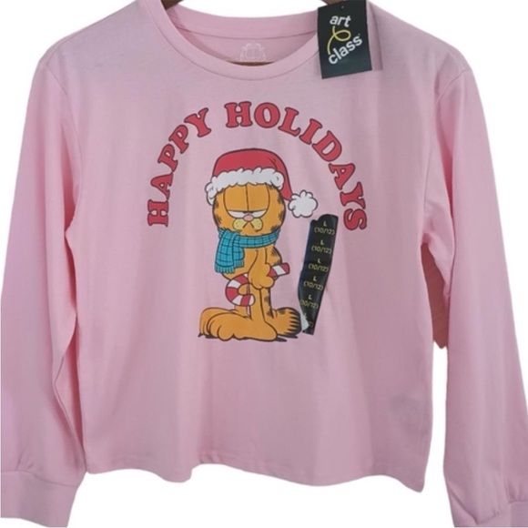 Art Class Garfield Long Sleeve Happy
Holidays Graphic Top - Picture 1 of 3